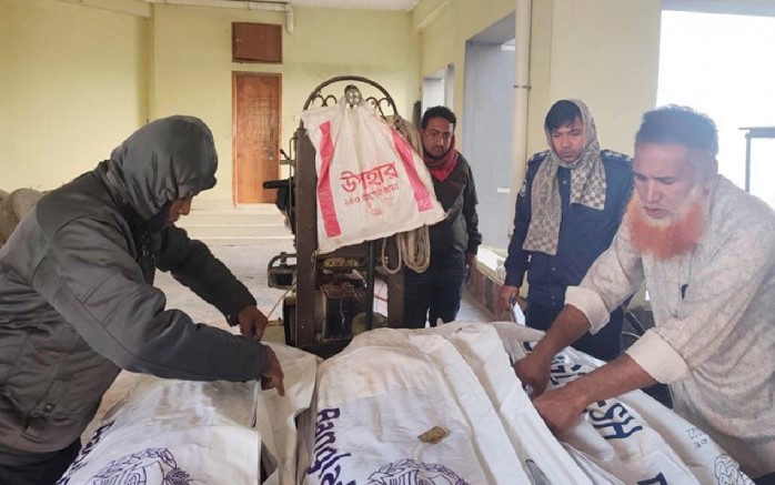 সড়ক দুর্ঘটনায় দুই ভাইসহ ৩ মোটরসাইকেল আরোহী নিহত